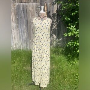 Pretty yellow floral lightweight maxi by Studio Ease, 10